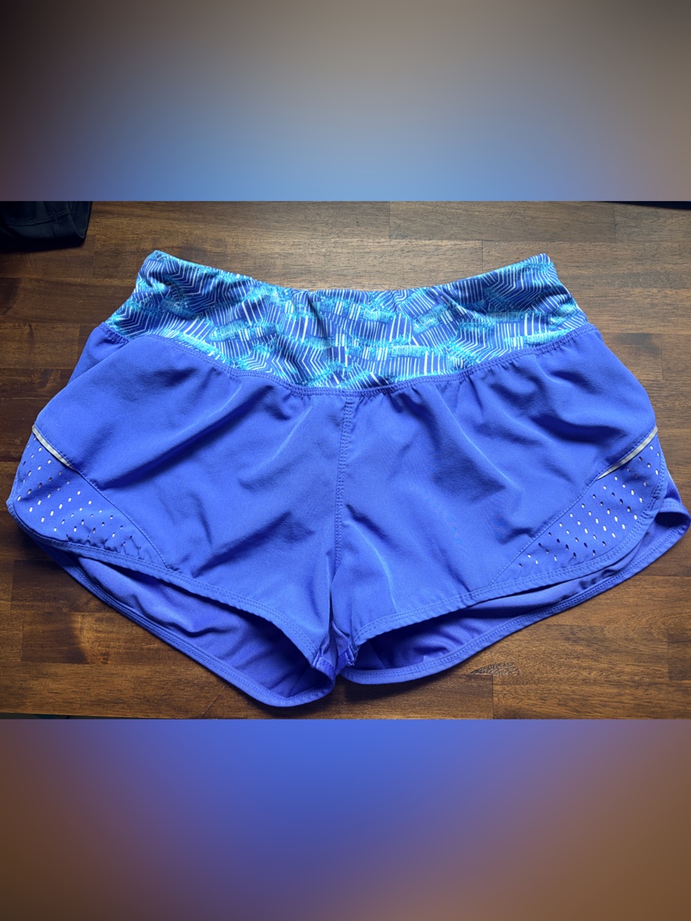 Women's Performance Blue Running Shorts with Patterned Waistband